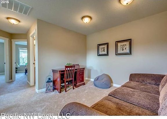 3rd image of 2621 NE 131st Ct