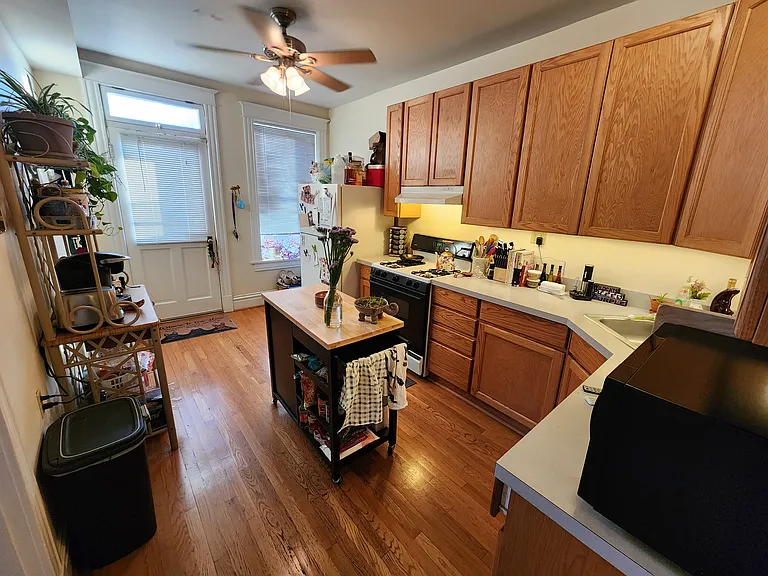 5778 Pershing Ave #3 — Photo 3