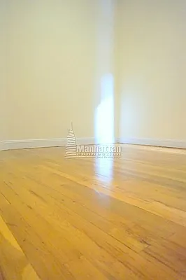 Rented by Manhattan Connection | media 10