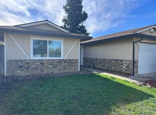 8444 Sierra Sunset Dr, Sacramento, CA 95828