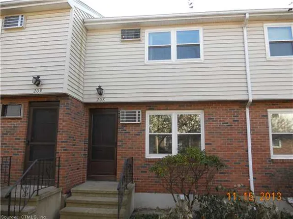 208 Blackstone Vlg, Meriden, CT 06450