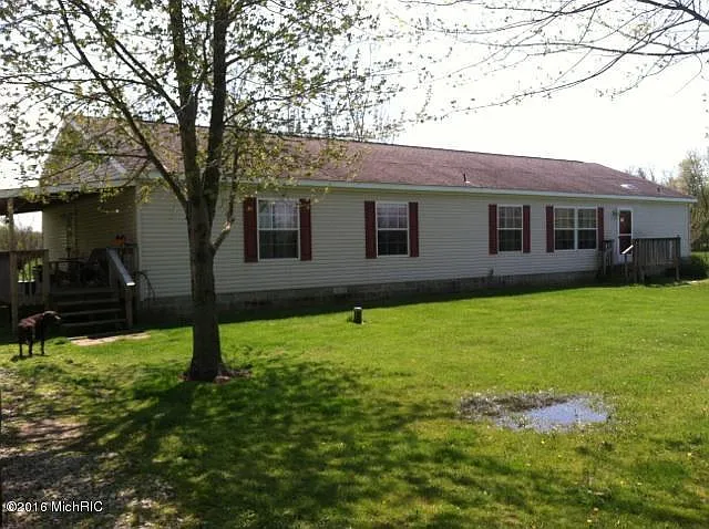 39543 Fisk Lake Rd photo 1