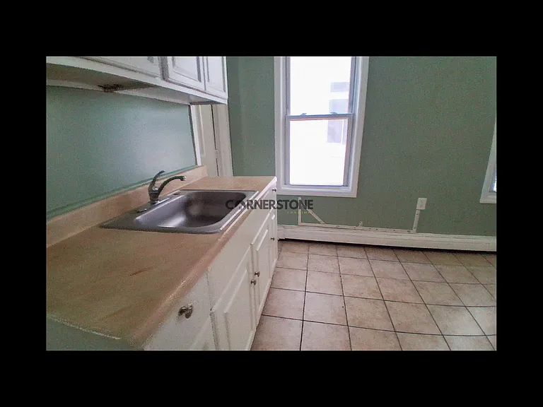 549 Summer St — Photo 17