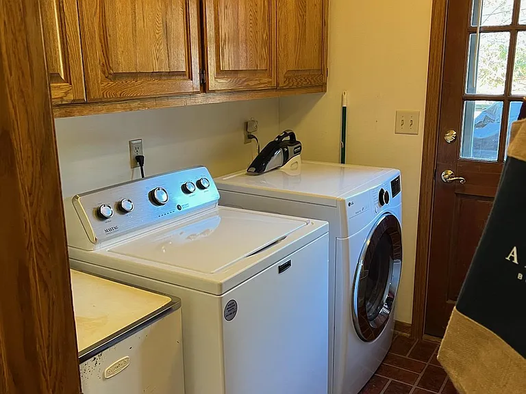2395 Wynfield Ct — Photo 11