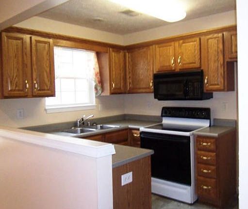 4B KITCHEN