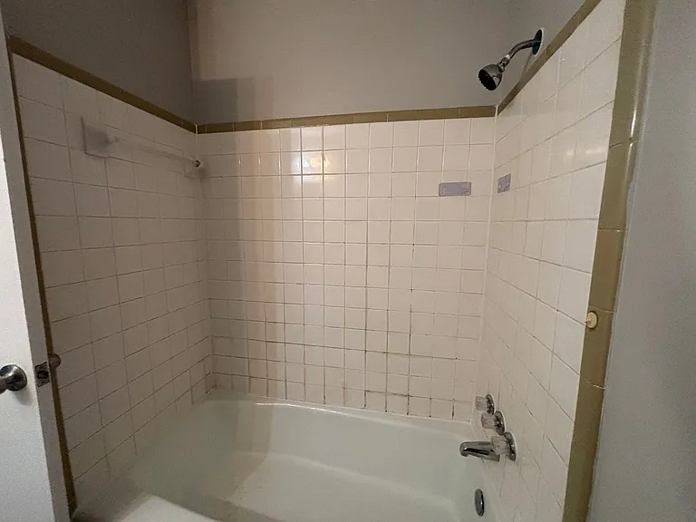 5095 Corkwood Dr — Photo 10