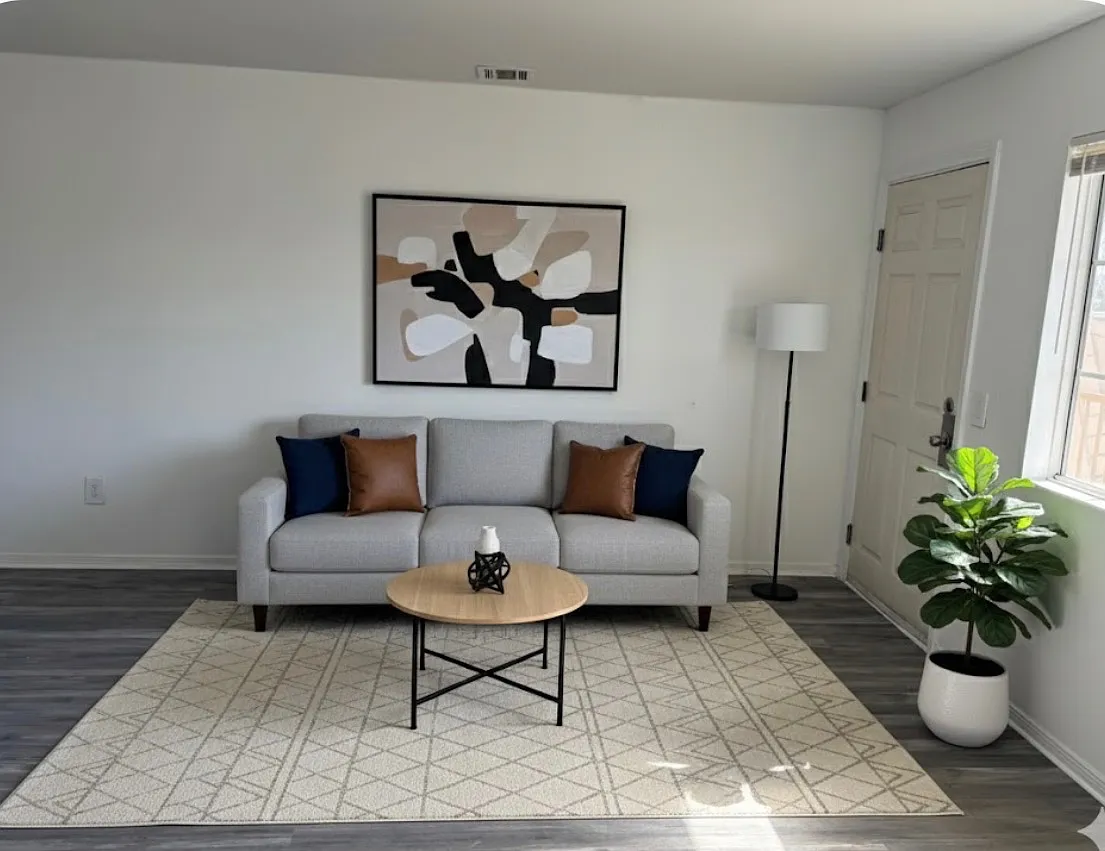 2 bed, 1000 sqft, $2,599 — Photo 3