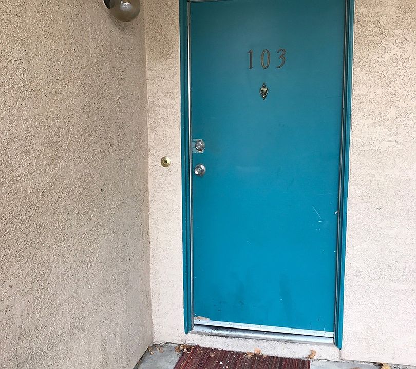 1st image of 4425 Woodpine Dr Unit 103