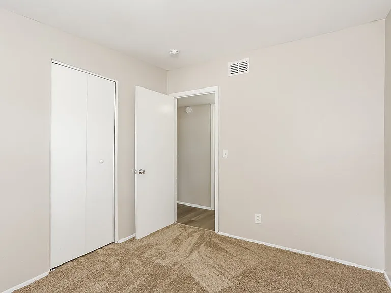 1009 Beckner Ave — Photo 11