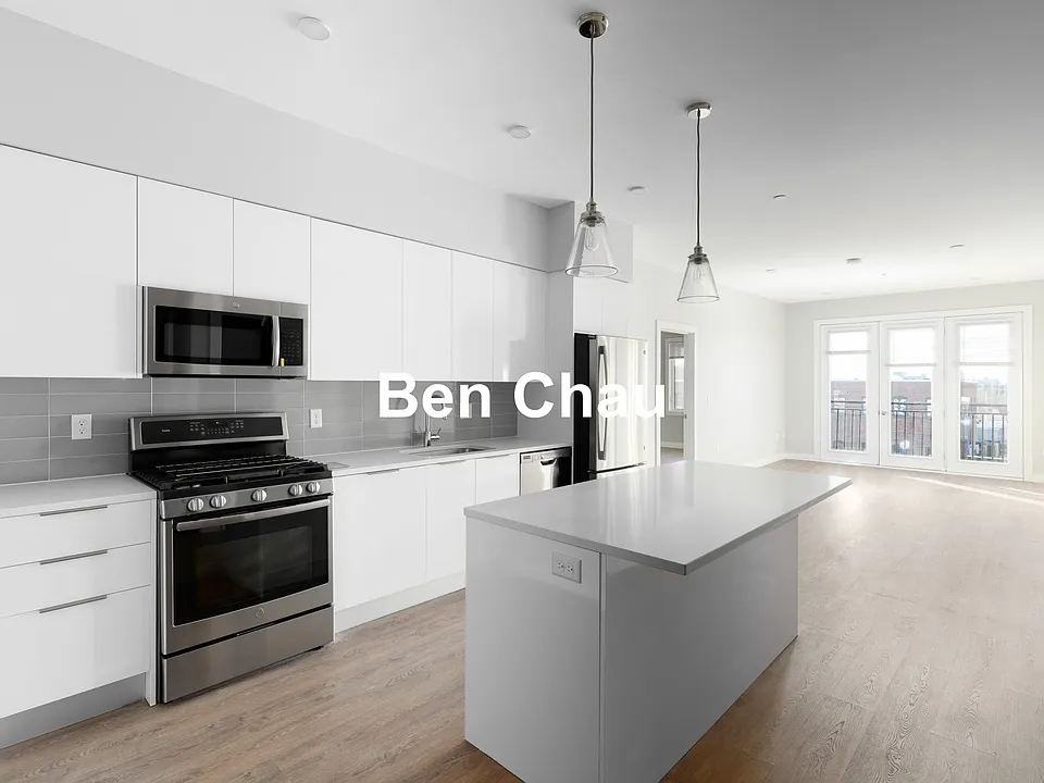 44 Medford St #302B