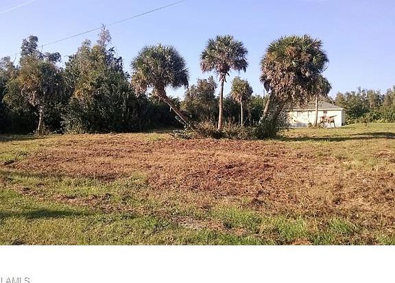 3rd image of 7308 Max Dr