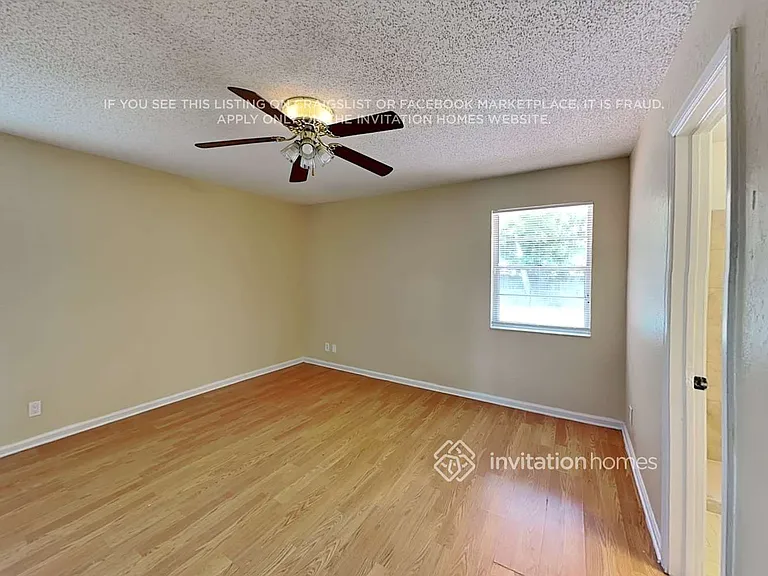 3635 N Mountain Dr — Photo 8