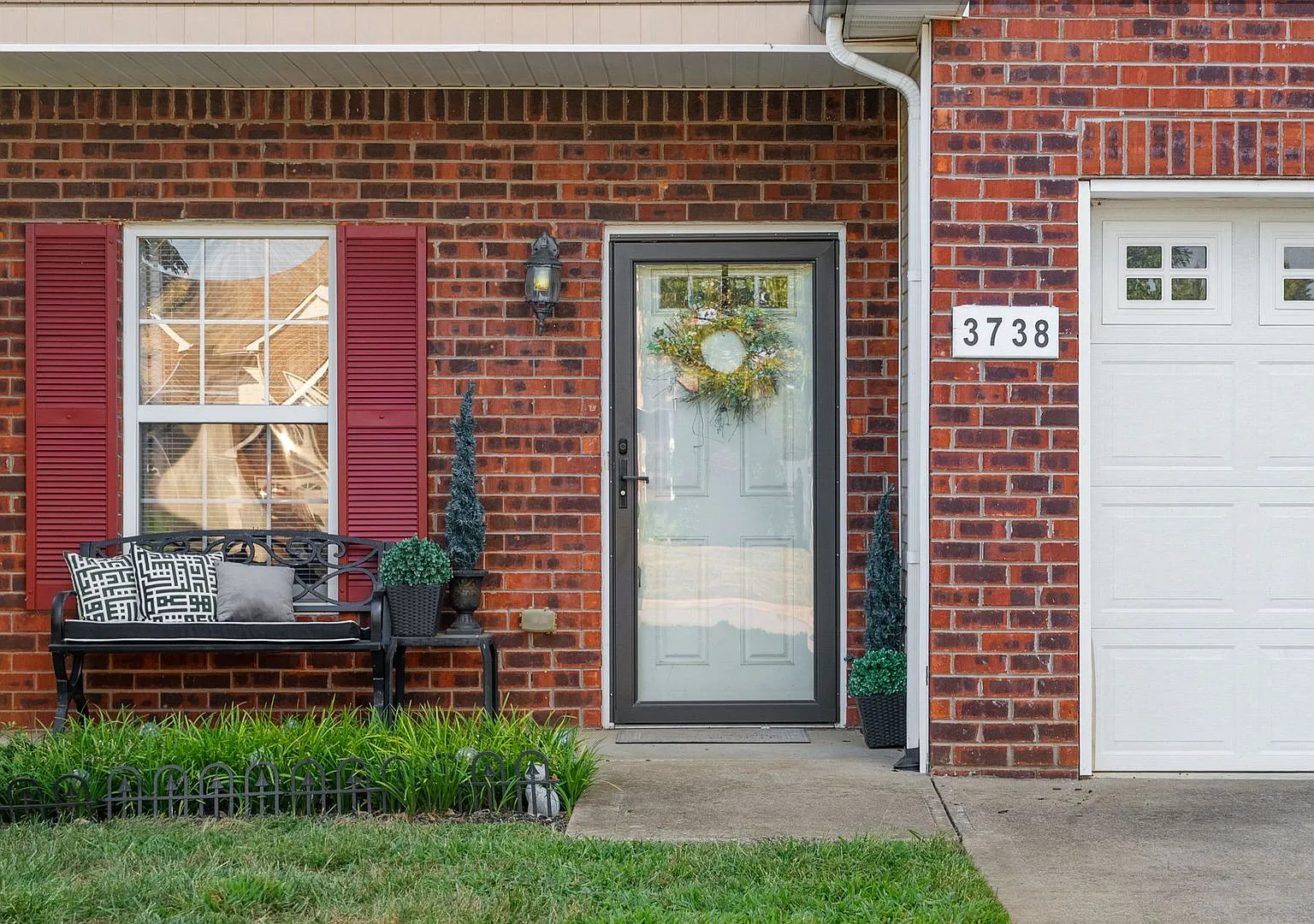3738 Meadow Ridge Lane — Photo 3