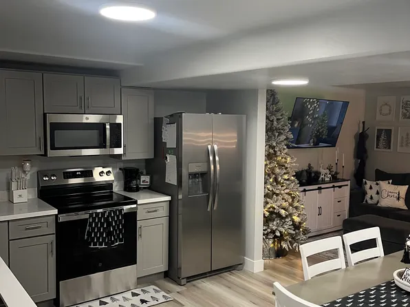 112 W 175 N, North Salt Lake, UT 84054