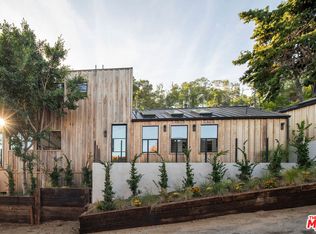 8550 Ridpath Dr, Los Angeles, CA 90046