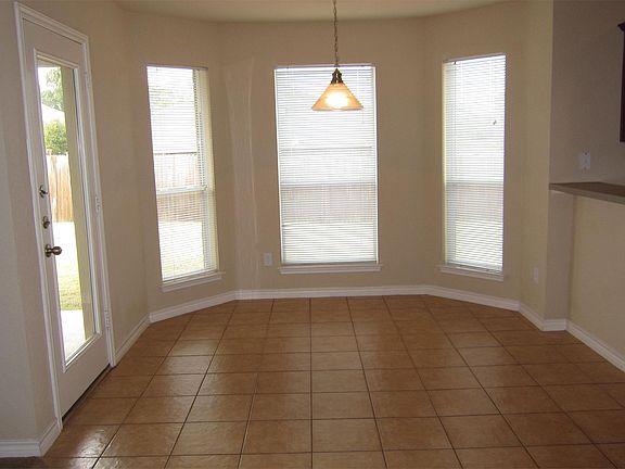 4th image of 1408 Mark Ct