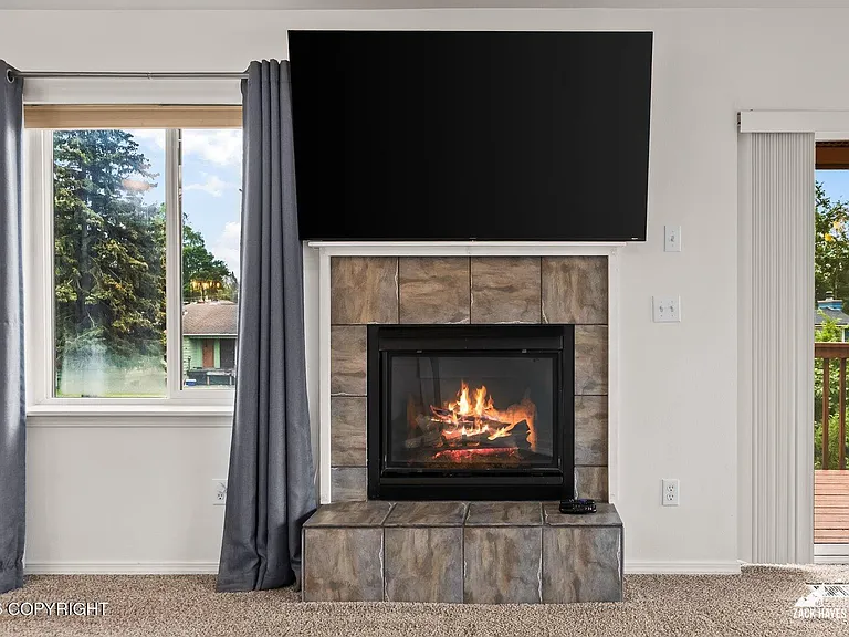 635 Pearl Dr — Photo 8