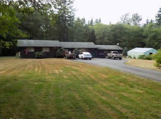 215 Hinch Rd, Castle Rock, WA 98611