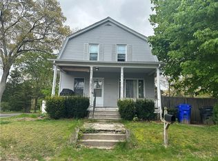 84 Read St, Riverside, RI 02915
