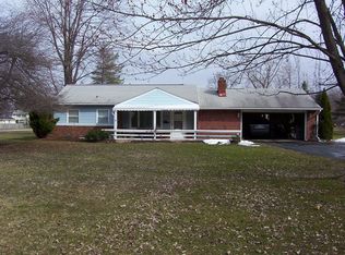 8899 Edgehill Rd, Mentor, OH 44060