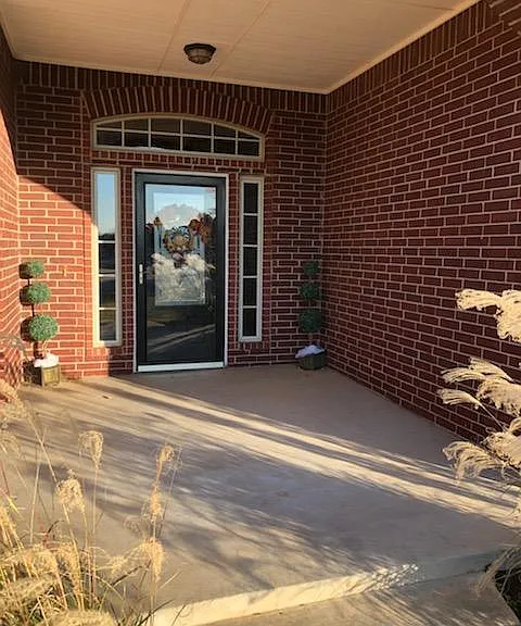 5800 Shiloh Blvd — Photo 4