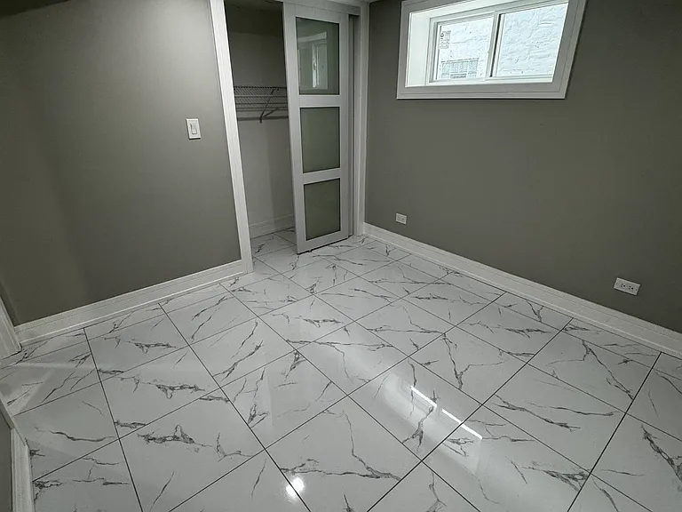 1427 N Lawndale Ave #BASEMENT — Photo 7