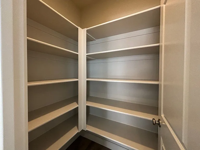 1073 S 4380 W — Photo 15