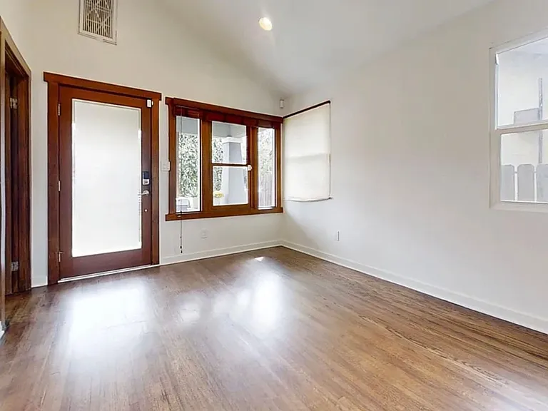 3629 Marmion Way — Photo 5