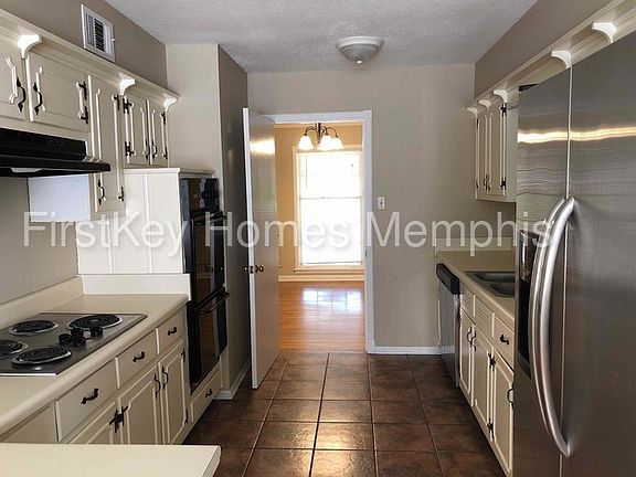 5th image of 5935 Baird Dr