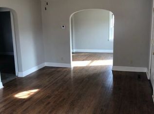1221 E Turner St, Springfield, MO 65803