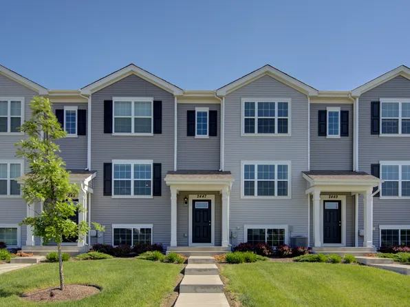 2447 Upland Rd, Hampshire, IL 60140
