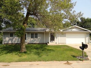 2602 17th St SW, Mason City, IA 50401