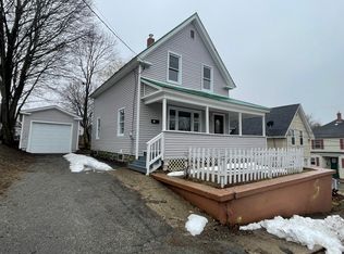 13 Hammond St, Sanford, ME 04073