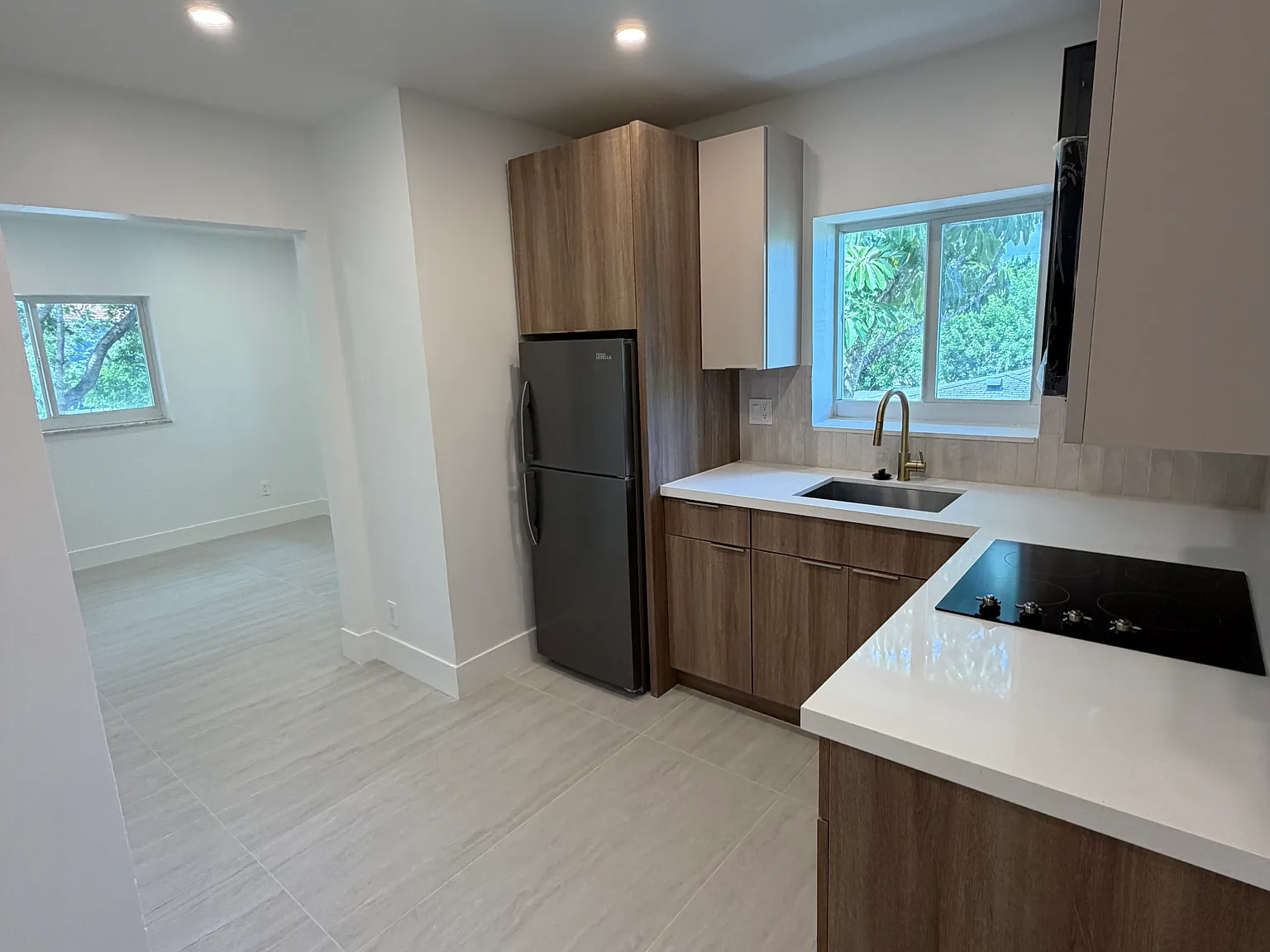 Studio, 400 sqft, $1,450 — Photo 4