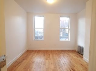 196 Kingsland Ave APT 2L, Brooklyn, NY 11222