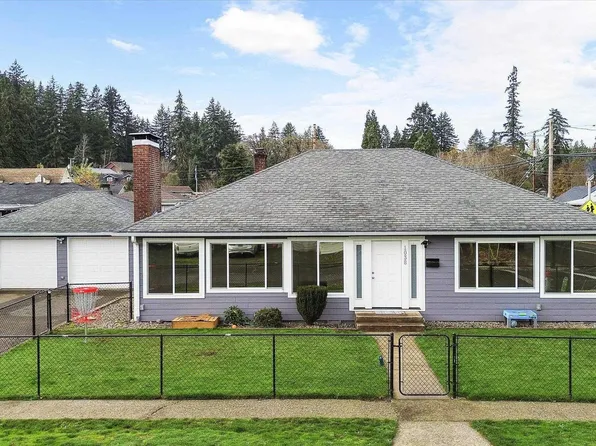 1038 3rd Ave, Sweet Home, OR 97386