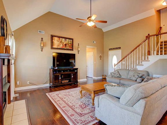 2nd image of 1009 Chardea Dr