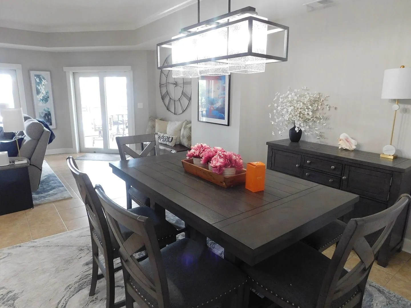 Stunning Condo In Shelter Cove — Photo 4