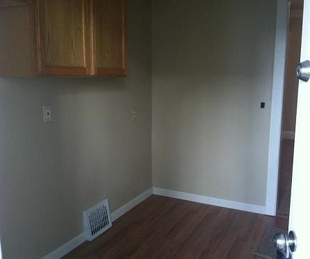 1st image of 1652 E 75th St APT 1