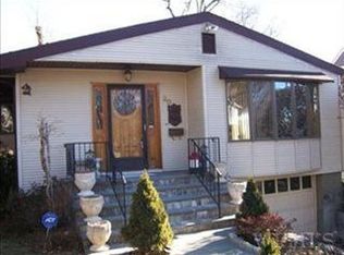 20 Luzern Rd, Dobbs Ferry, NY 10522