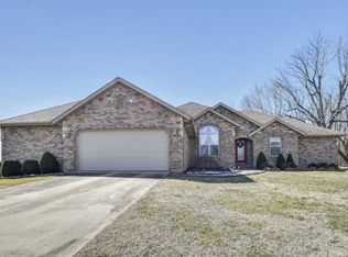 6554 N Deer Ln, Springfield, MO 65803