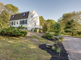 5 Malo Dr, Wood River Junction, RI 02894