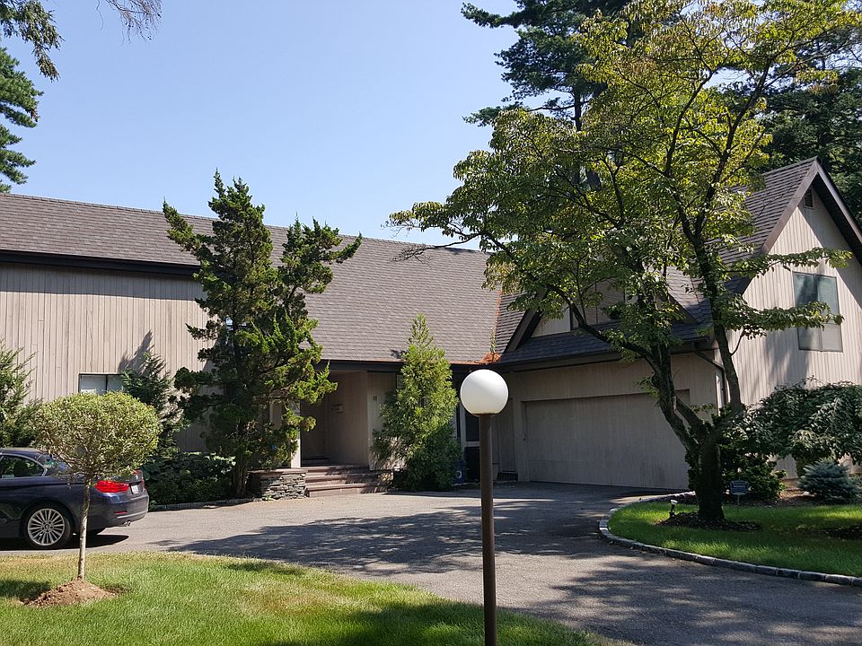 1st image of 11 Hemlock Ln