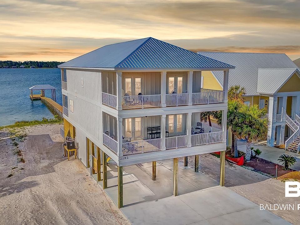 1st image of 2192 W Beach Blvd