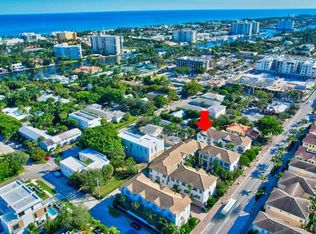 618 Renaissance Ln, Delray Beach, FL 33483