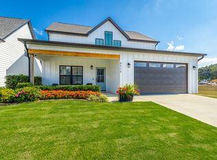 8516 Kensley Ln, Hixson, TN 37343