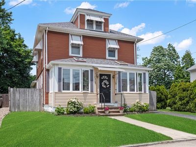29 River St, Cranston, RI, 02905