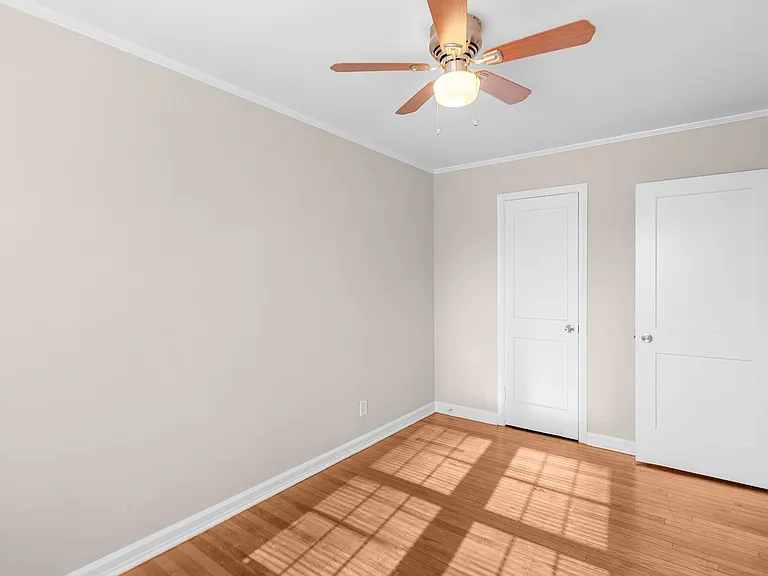 1318 Richmond Pl — Photo 17