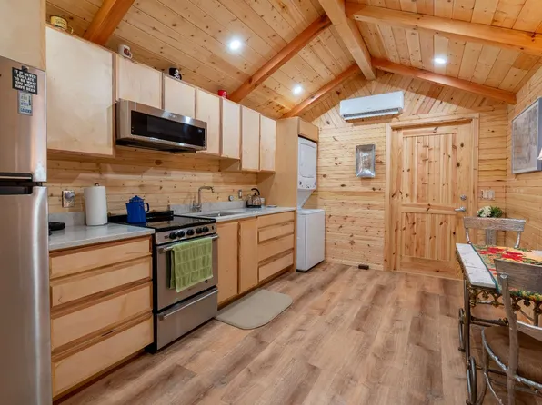 4354 284th Ter, Branford, FL 32008