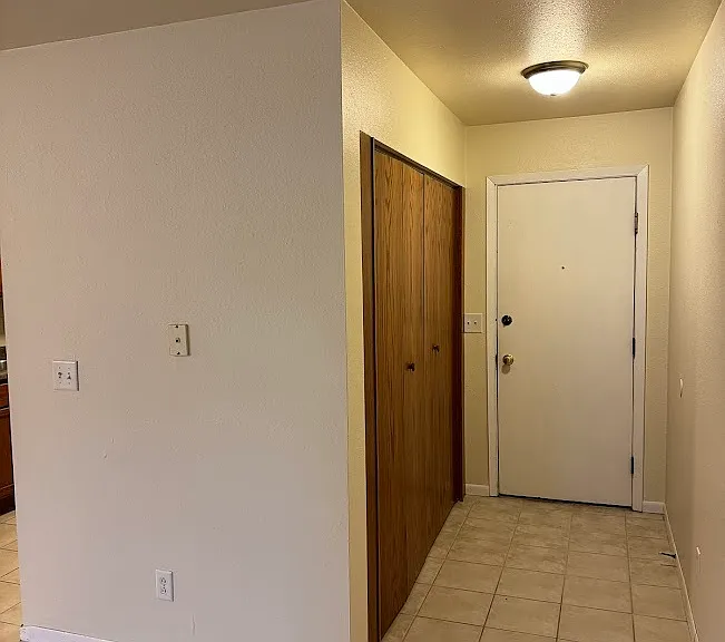 3021 Maple Dr — Photo 3